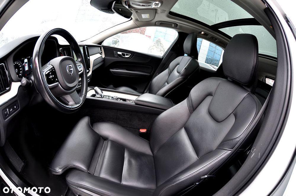 Volvo XC 60 T8 AWD Plug-In Hybrid Inscription - 18