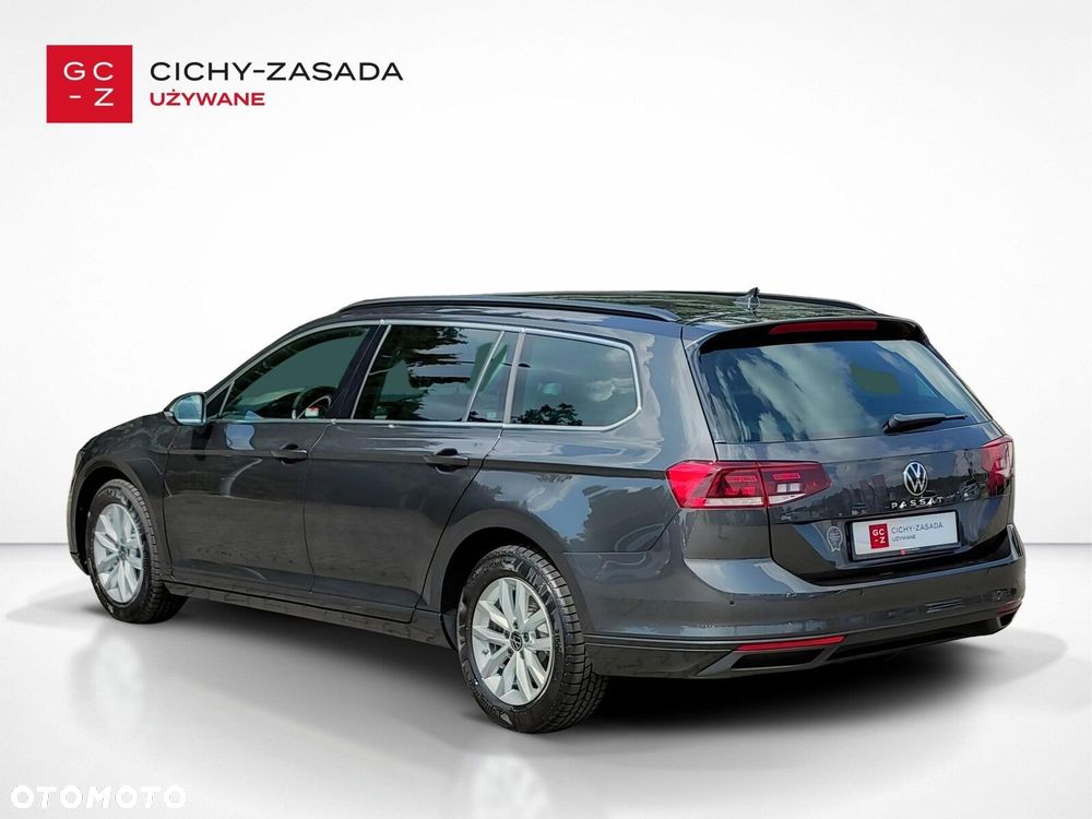 Volkswagen Passat - 3