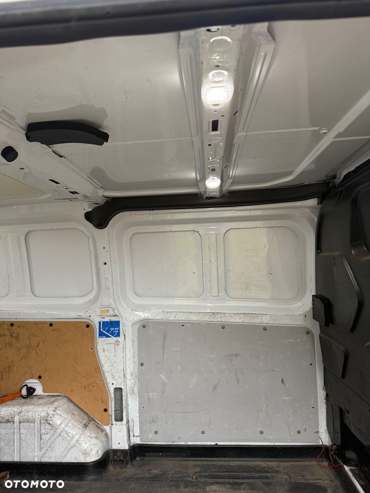 Ford Transit Custom - 9