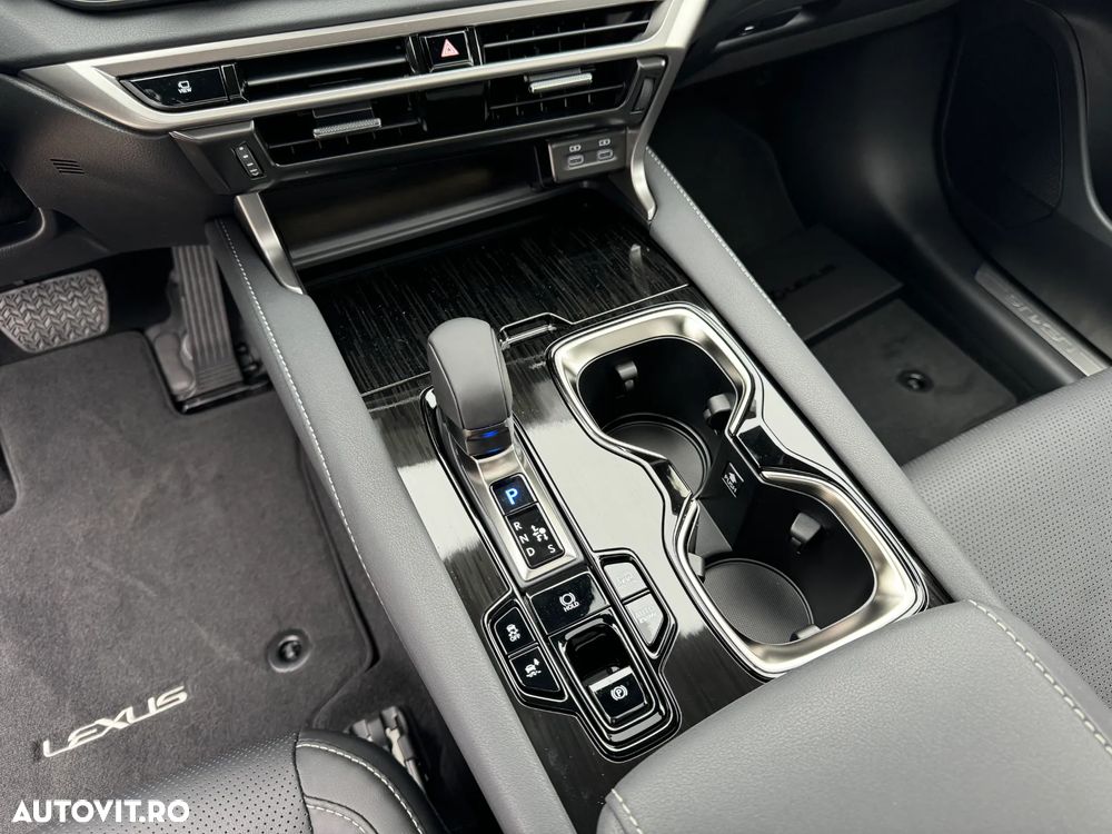 Lexus Seria RX 450h+ E-Four PHEV Executive - 19