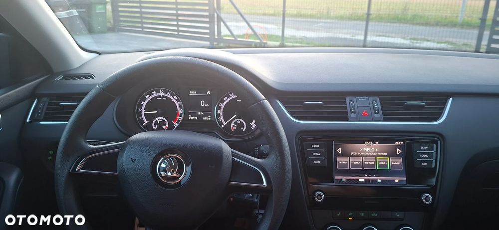 Skoda Octavia 2.0 TDI Tour - 32
