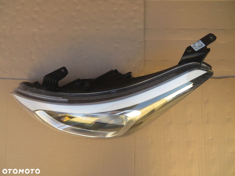 REFLEKTOR LEWY HYUNDAI I20 II 14-20R 92101C8000 DEMONTAŻ KRAKÓW - 6