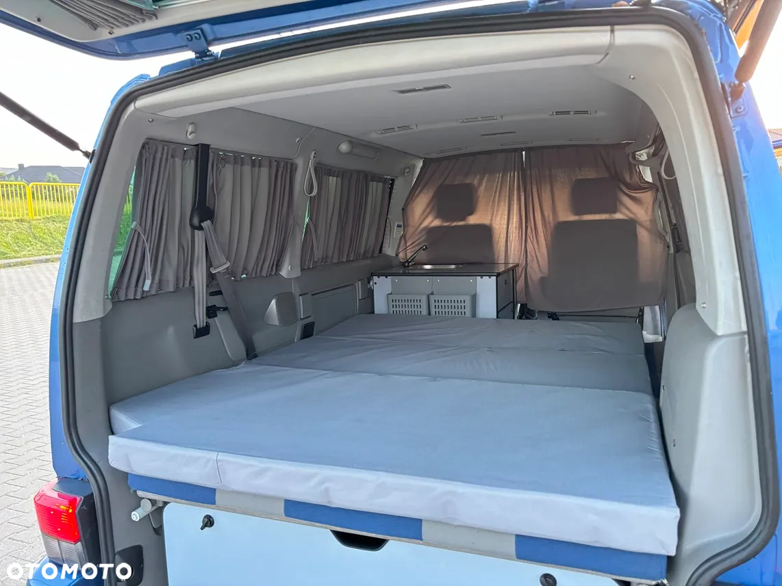 Volkswagen Multivan TDI - 14