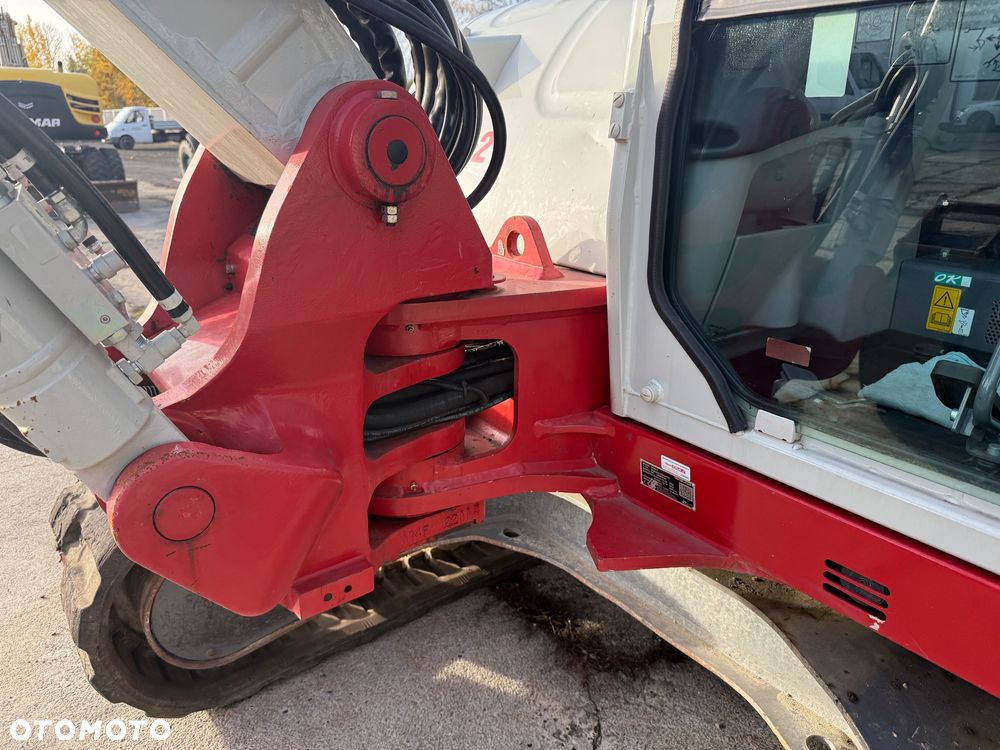 Takeuchi TB290 - 16