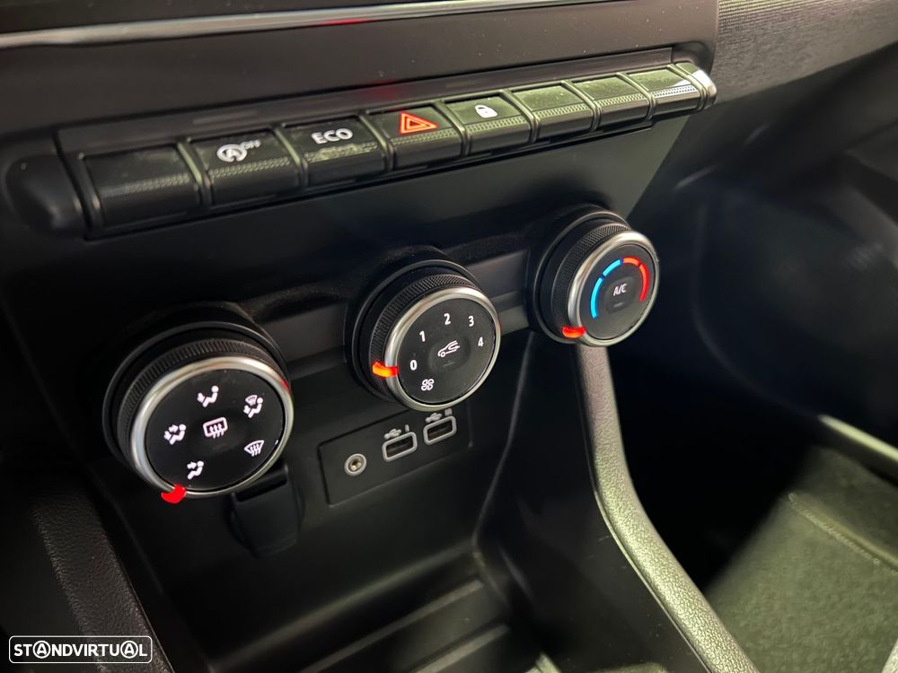 Renault Clio 1.0 TCe Evolution - 24