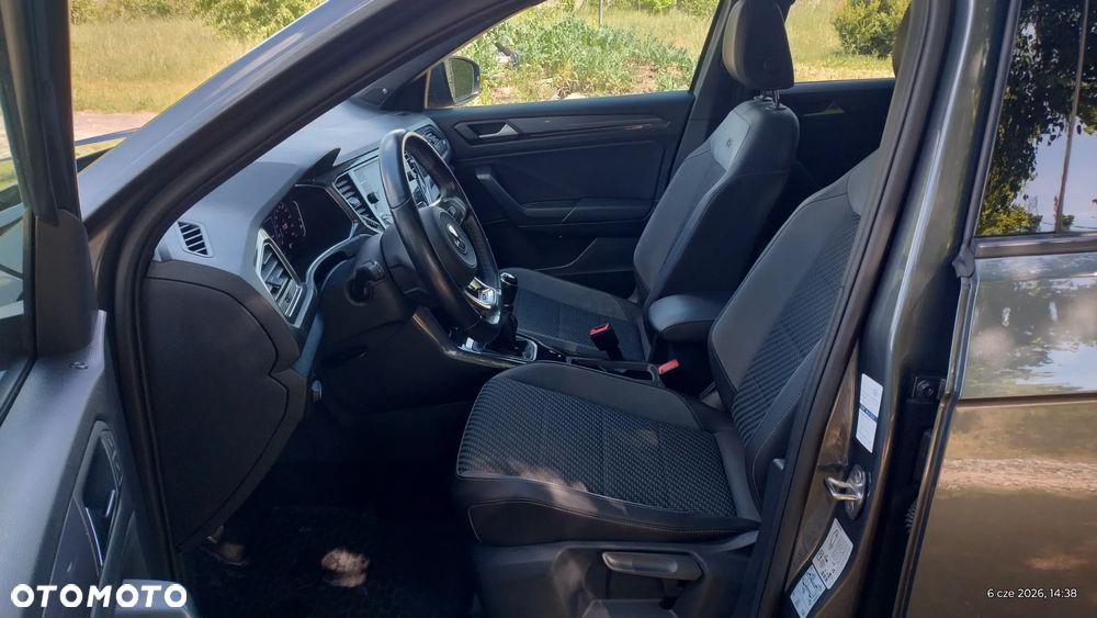 Volkswagen T-Roc 1.5 TSI R-Line - 14