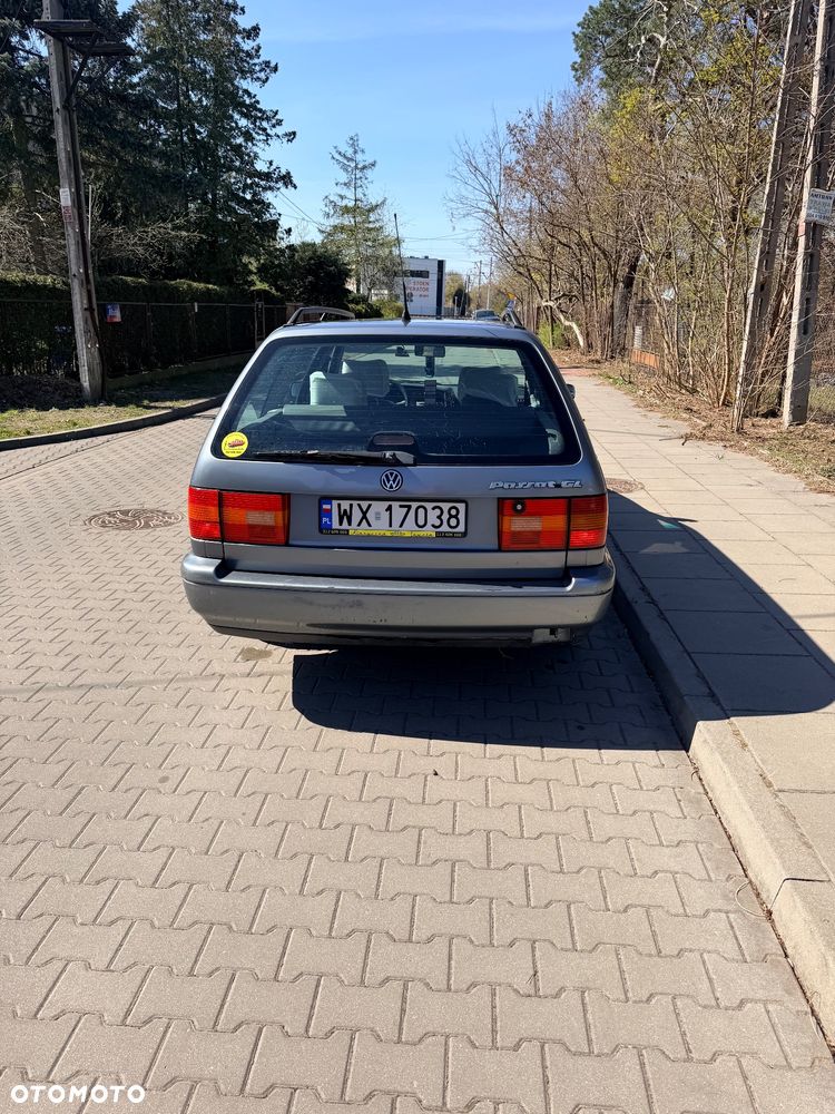 Volkswagen Passat Variant - 11