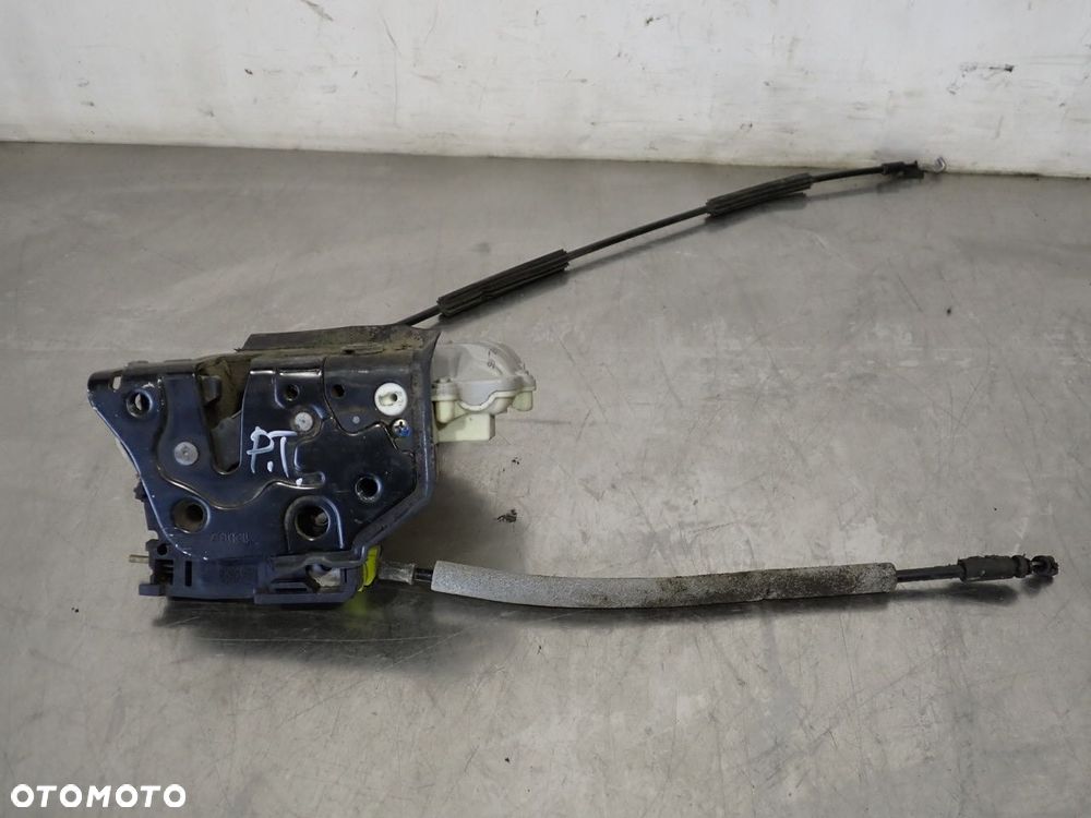 ZAMEK PRAWY TYŁ DRZWI SEAT LEON II - 1