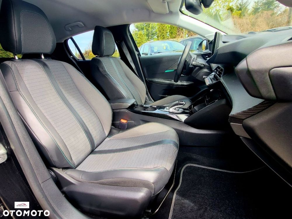 Peugeot 208 - 7