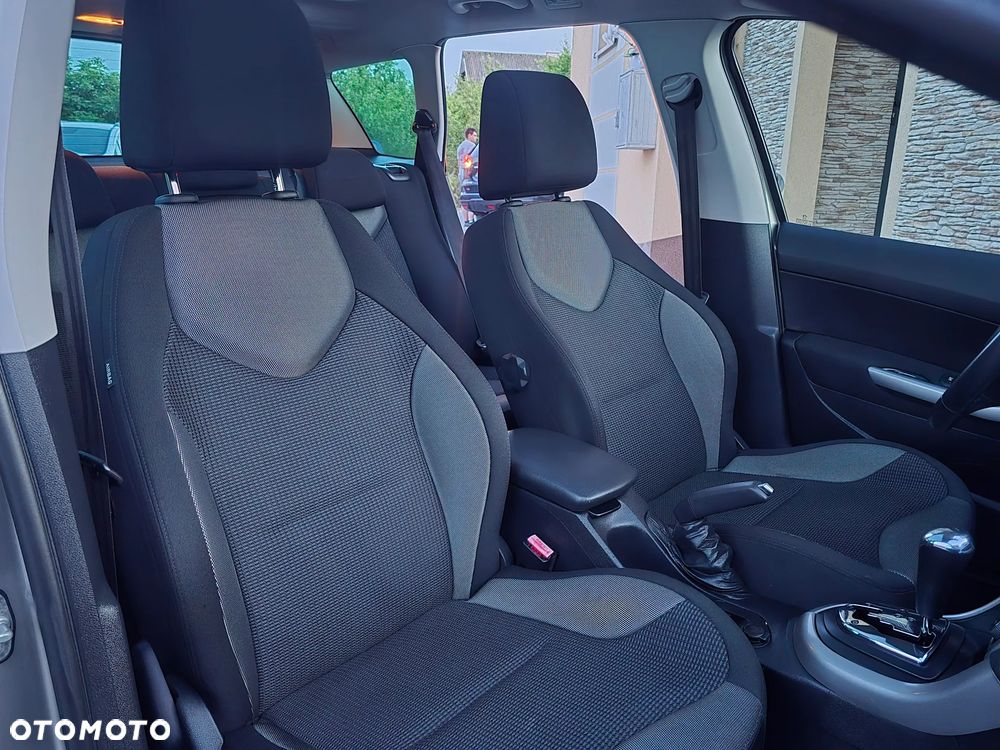 Peugeot 308 120 VTi Automatik Premium - 25