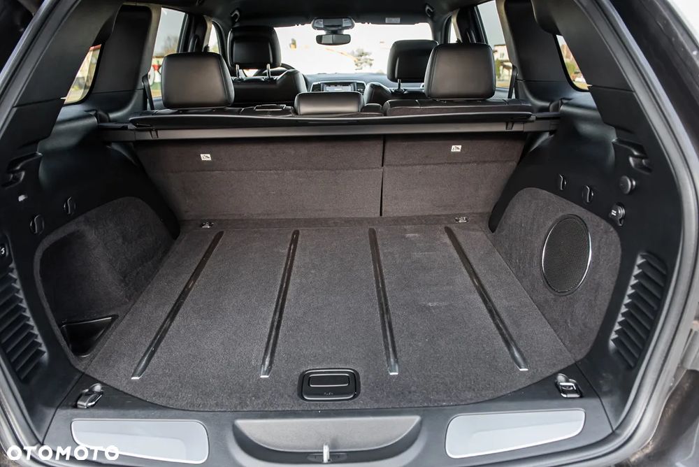 Jeep Grand Cherokee 3.0 CRD Night Eagle - 36