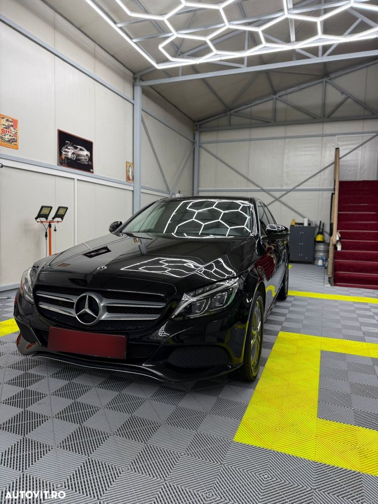 Mercedes-Benz C 220 d 4MATIC 9G-TRONIC - 3