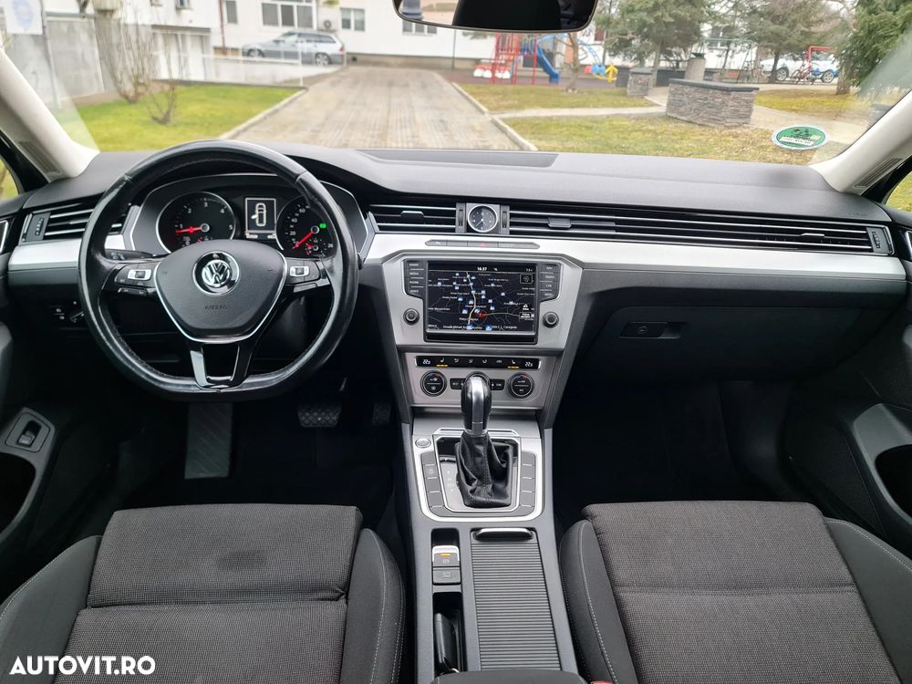 Volkswagen Passat 2.0 TDI DSG (BlueMotion Technology) Comfortline - 3