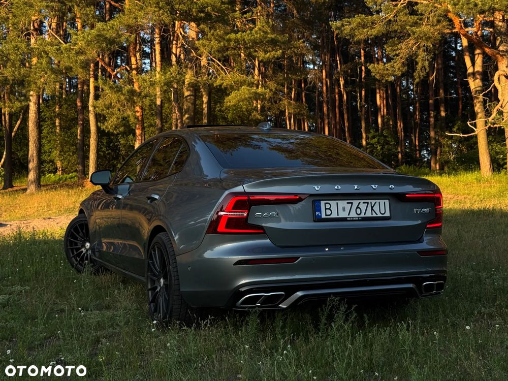 Volvo S60 - 2