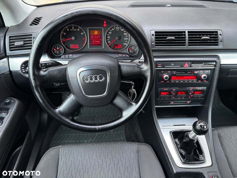 Audi A4 Limousine 1.8 T - 36