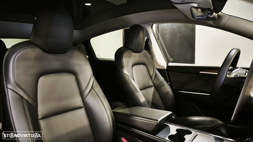 Tesla Model Y Tração Traseira - 13