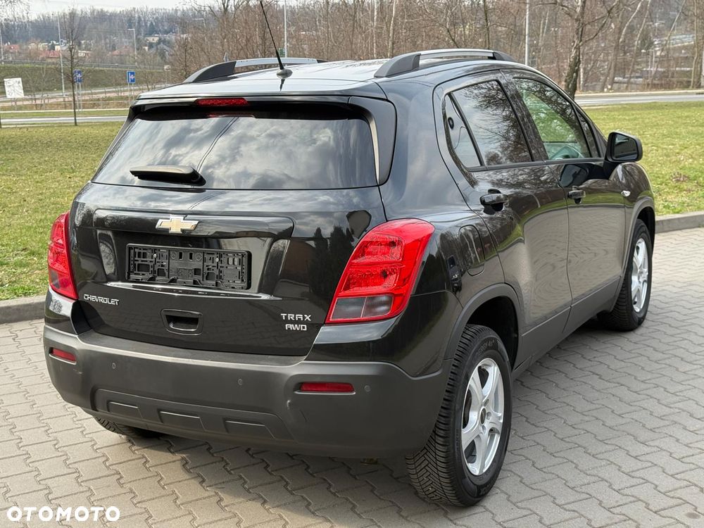 Chevrolet Trax 1.4T AWD LS+ - 8