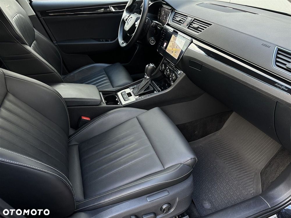 Skoda Superb 2.0 TSI L&K DSG - 6