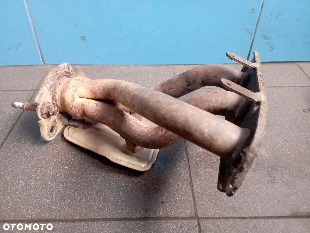 Kolektor wydechowy Mitsubishi Colt - 3