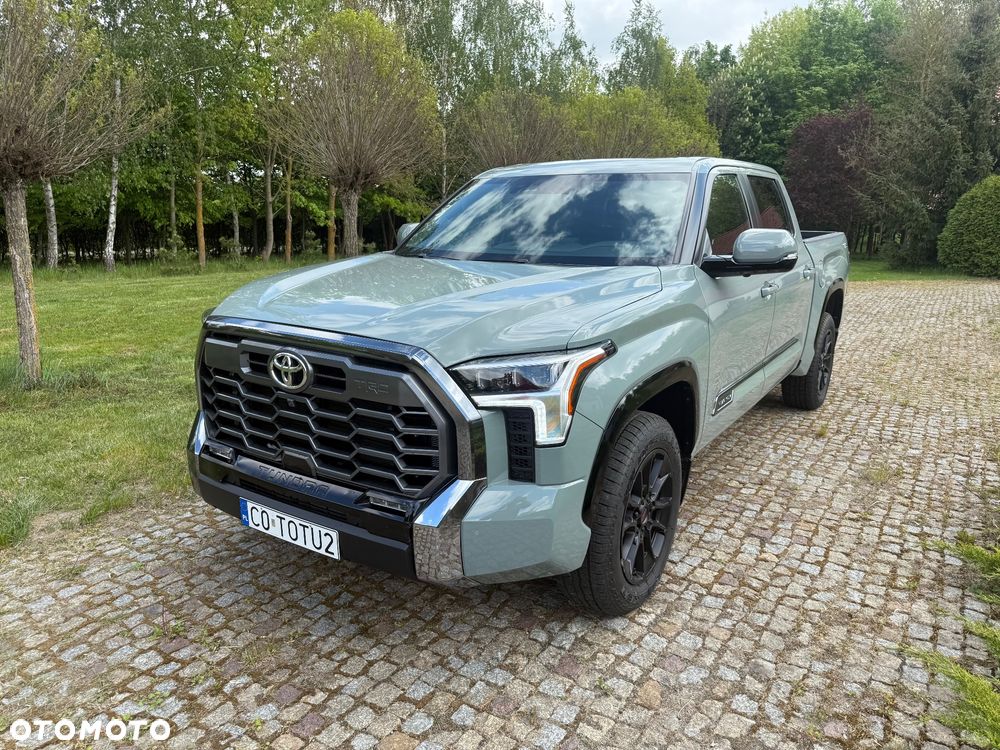 Toyota Tundra - 2