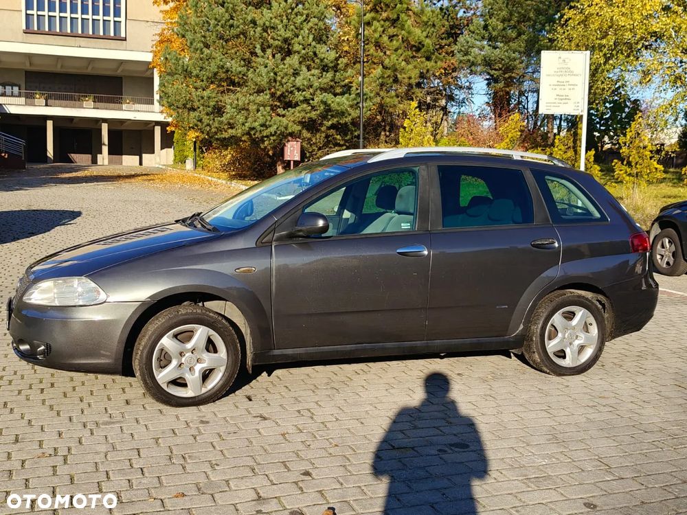 Fiat Croma 1.9 JTD Dynamic - 19