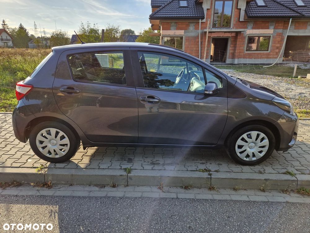 Toyota Yaris 1.5 Premium - 36