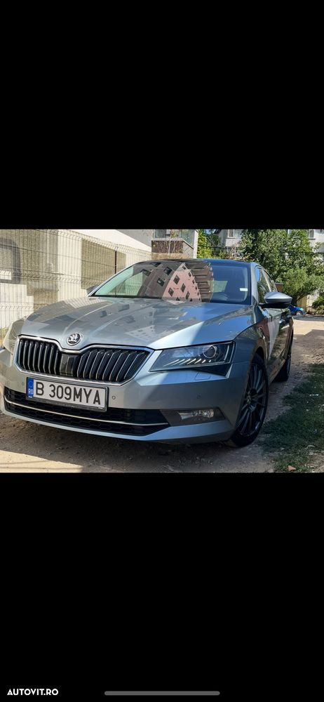 Skoda Superb 2.0 TDI DSG Sportline - 1