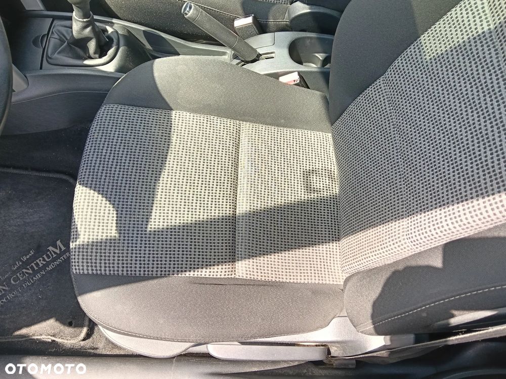 Peugeot 207 95 VTi Filou - 21