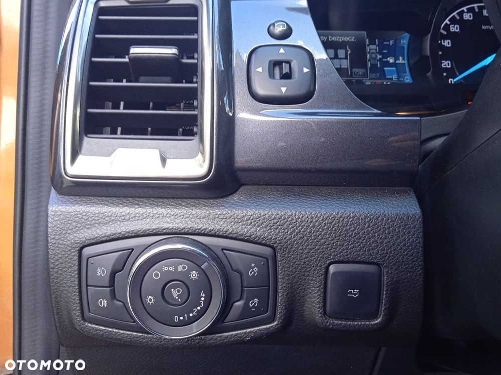 Ford Ranger - 30