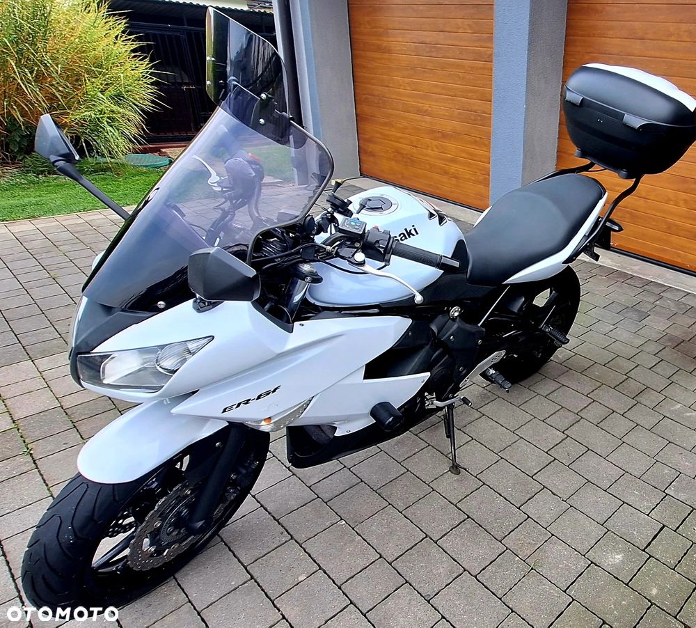 Kawasaki ER - 4