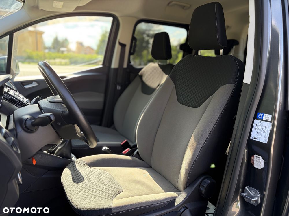 Ford Tourneo Courier 1.5 TDCi Ambiente - 12