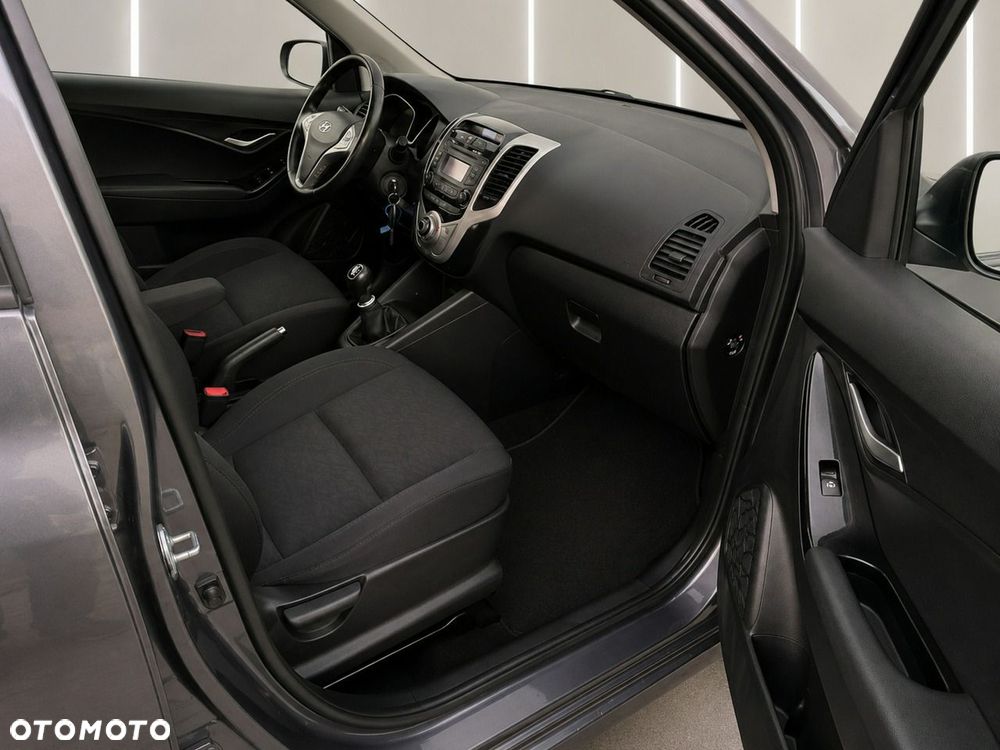 Hyundai ix20 - 12