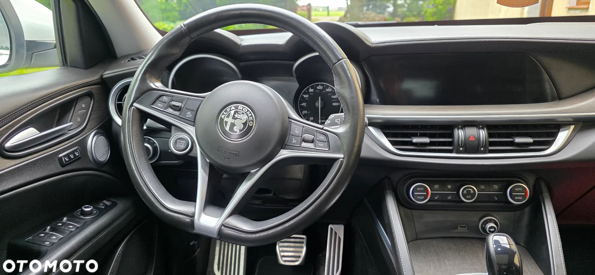 Alfa Romeo Stelvio - 10