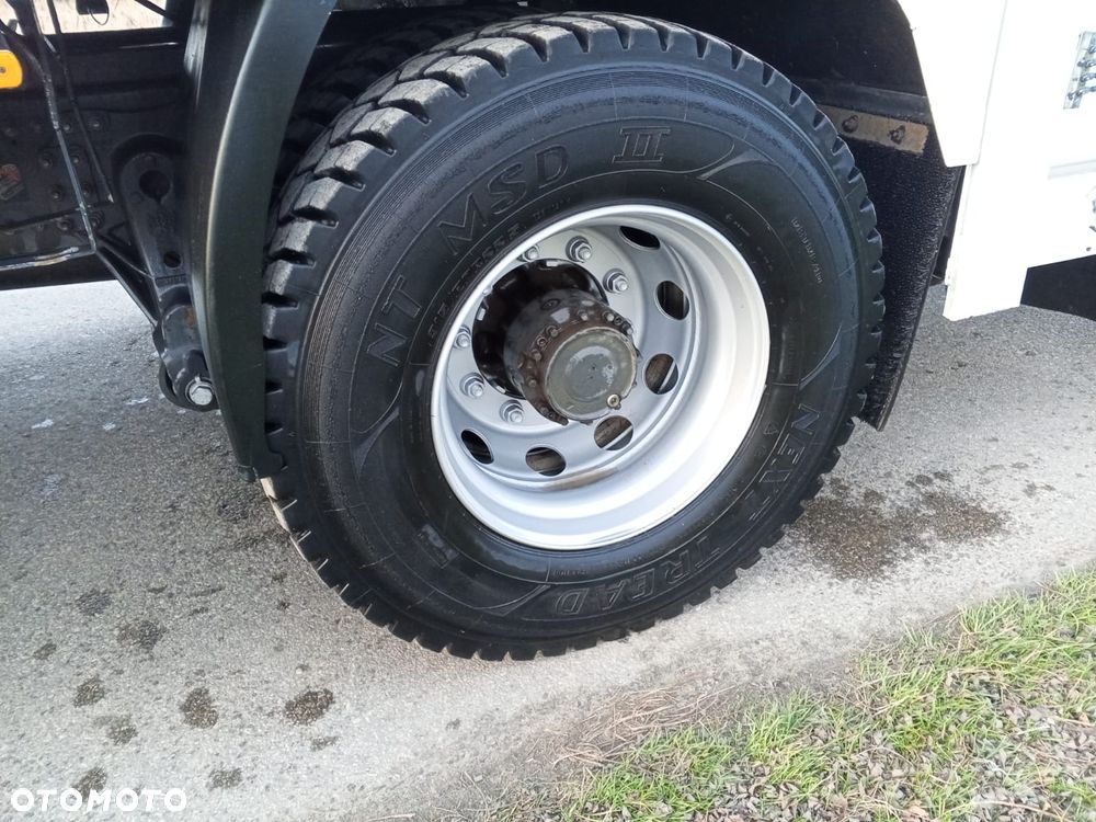 Renault Śmieciarka Renault D19/ Mały przebieg i udokumentowany - 9