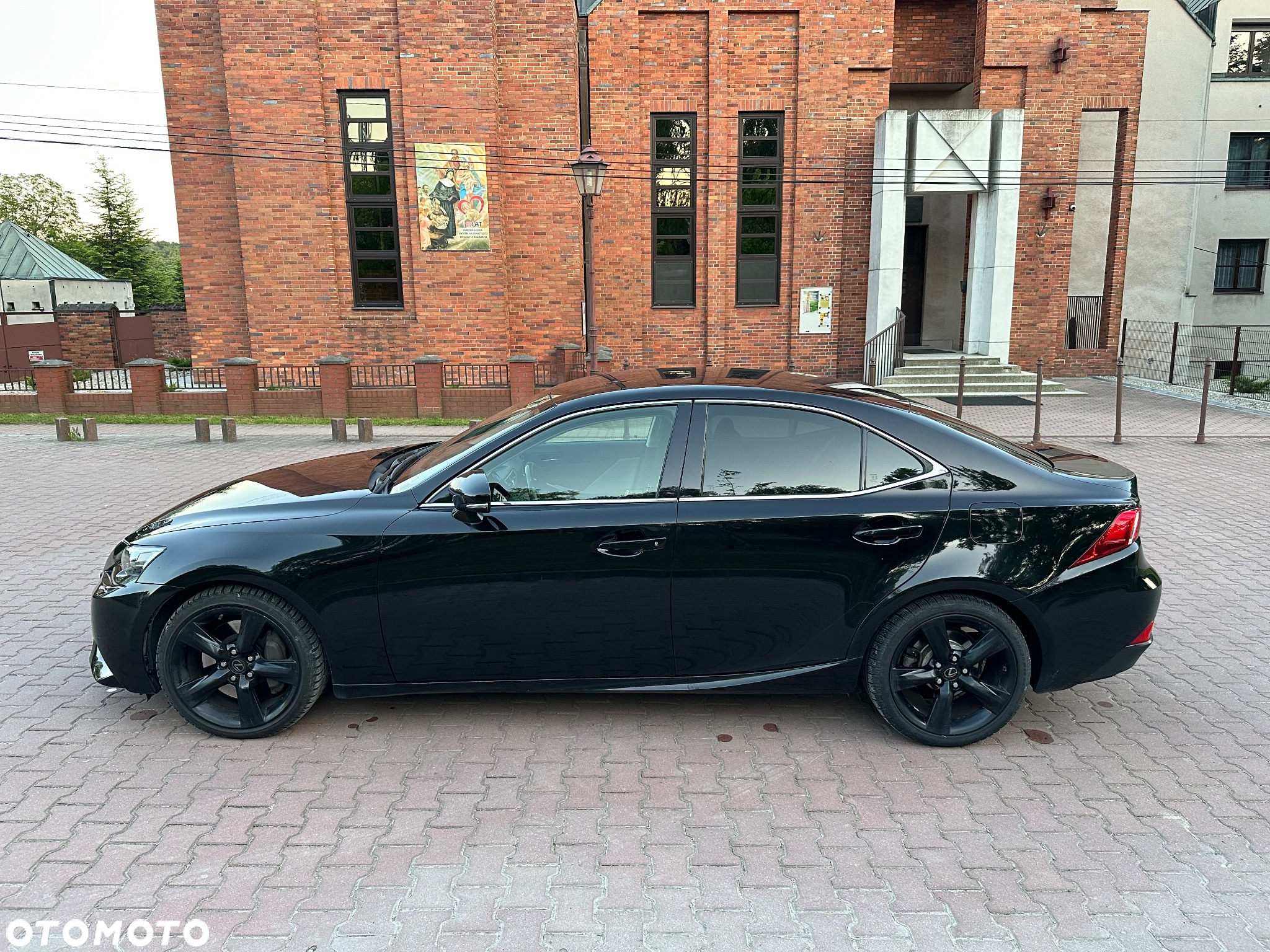 Lexus IS 200t Elite - 7