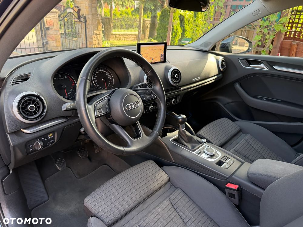 Audi A3 Limousine 1.5 TFSI cylinder on demand sport - 11