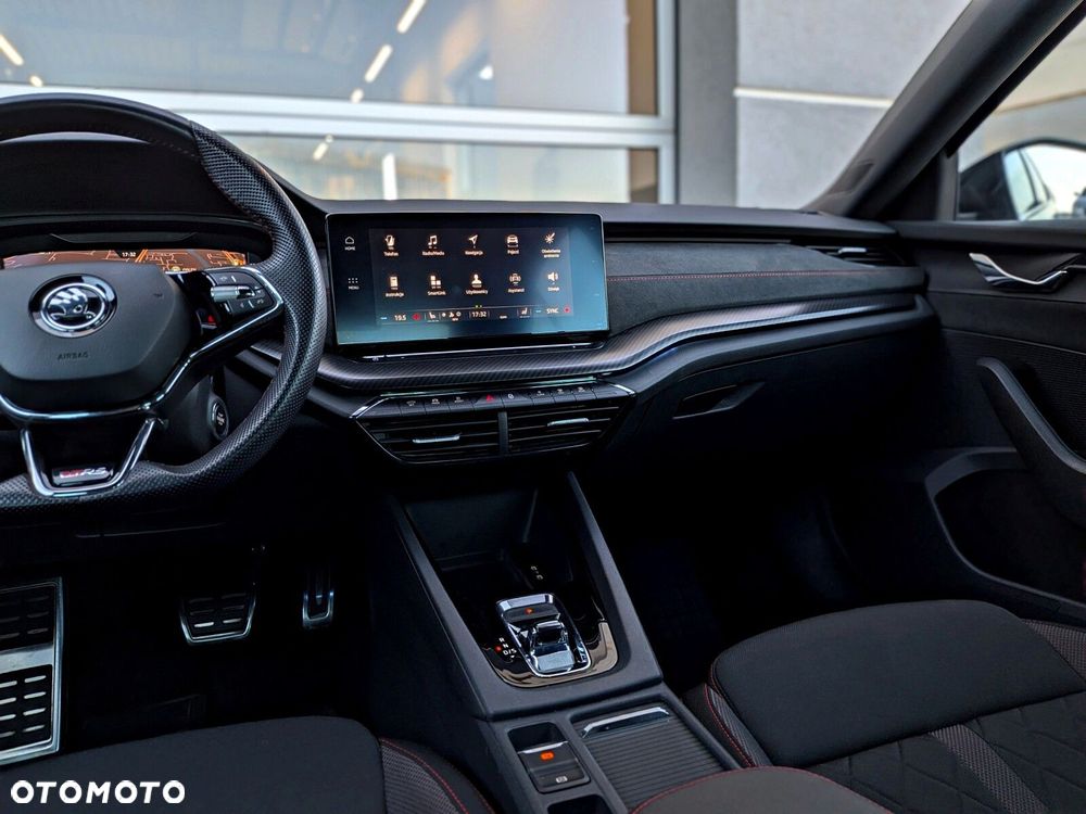 Skoda Octavia 2.0 TDI RS DSG - 13