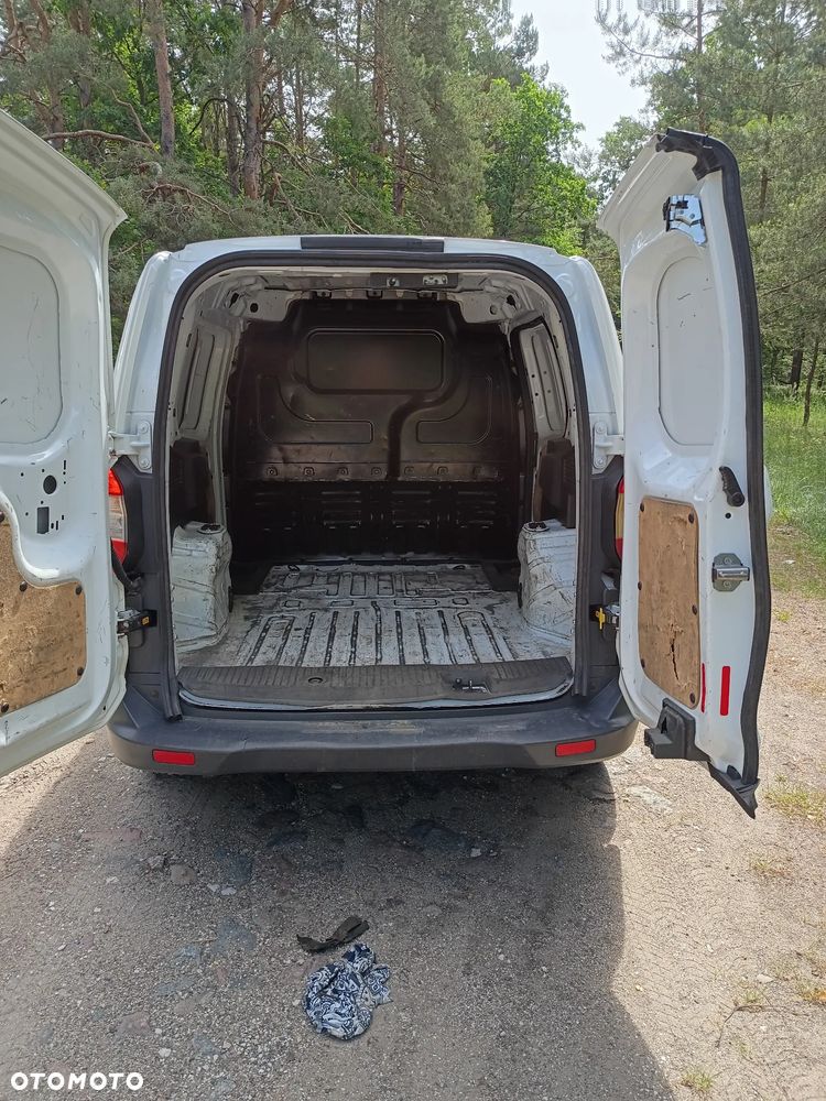 Ford Transit Courier Ambiente - 9