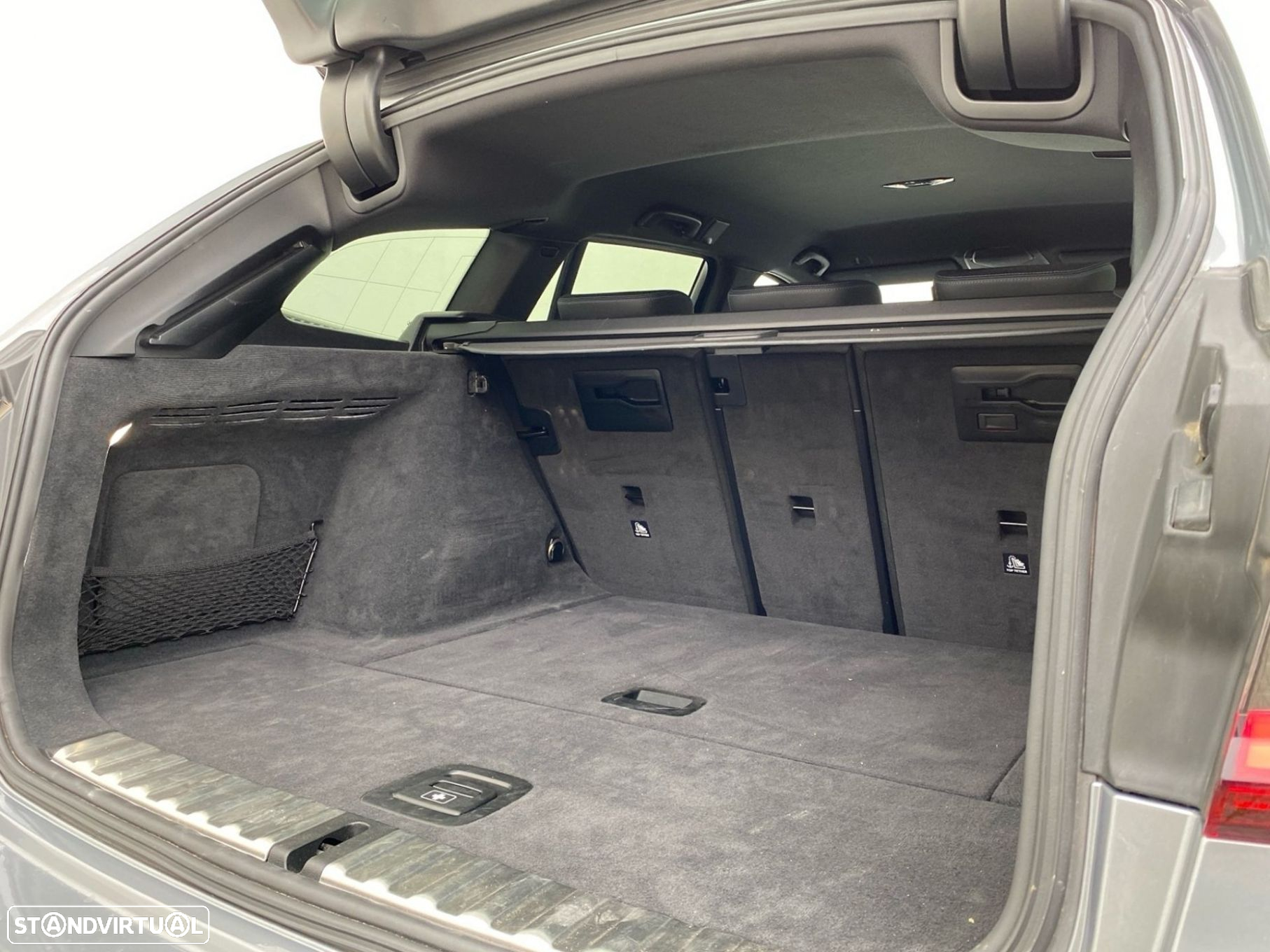 BMW 320 d Touring Pack Desportivo M Auto - 20