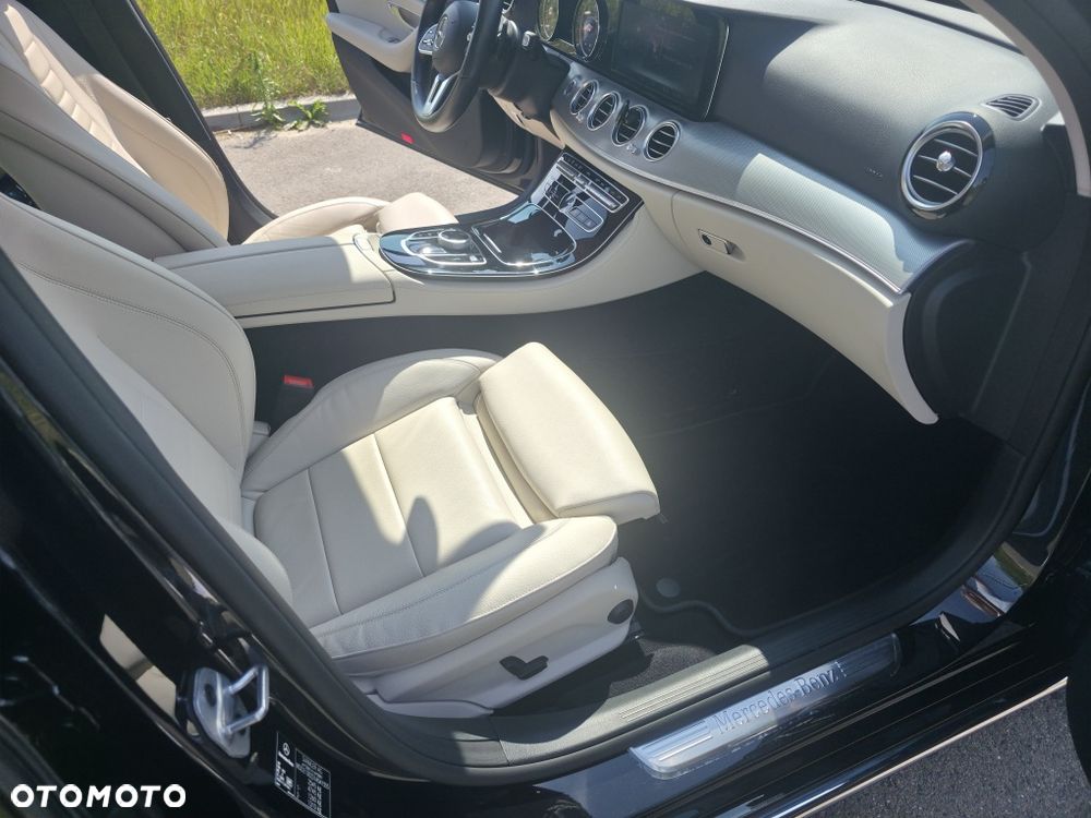 Mercedes-Benz Klasa E - 8