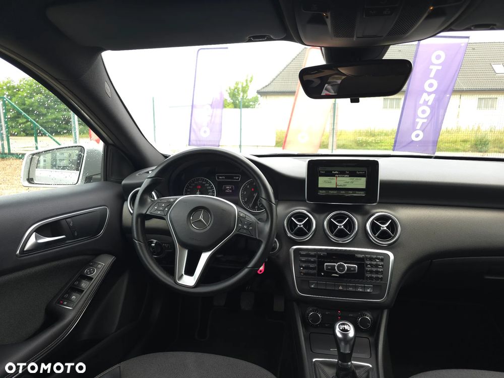Mercedes-Benz Klasa A 180 (BlueEFFICIENCY) Style - 35