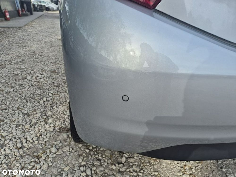 Peugeot 208 - 9