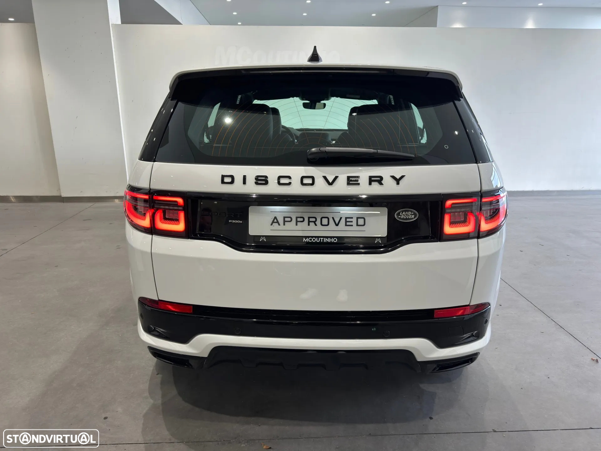 Land Rover Discovery Sport 1.5 I3 P300e AWD R-Dynamic S - 6