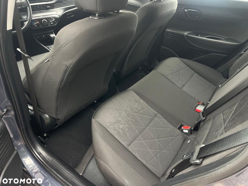 Hyundai Bayon 1.2 Smart - 12