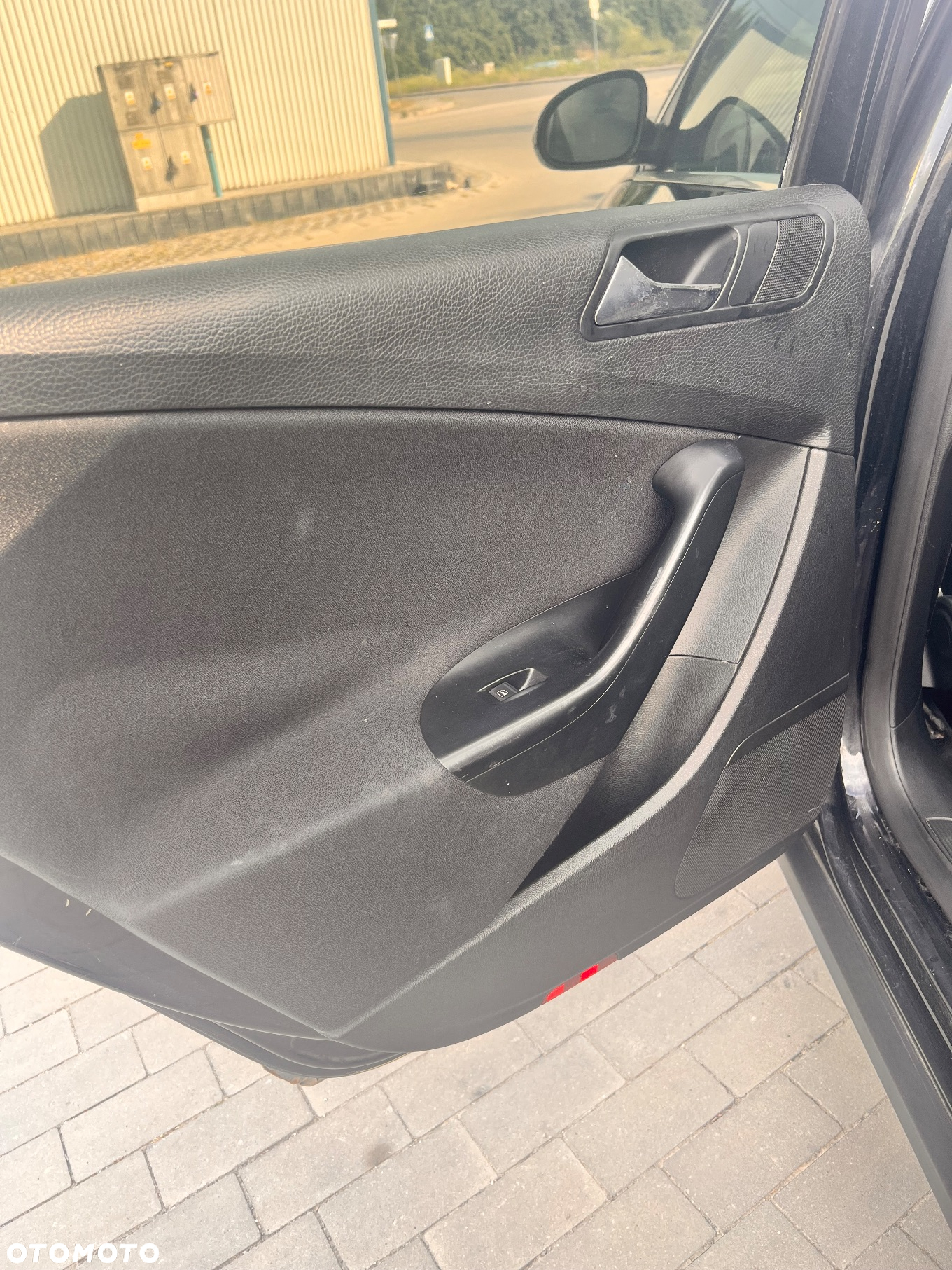 Volkswagen Passat 1.9 TDI Highline - 13