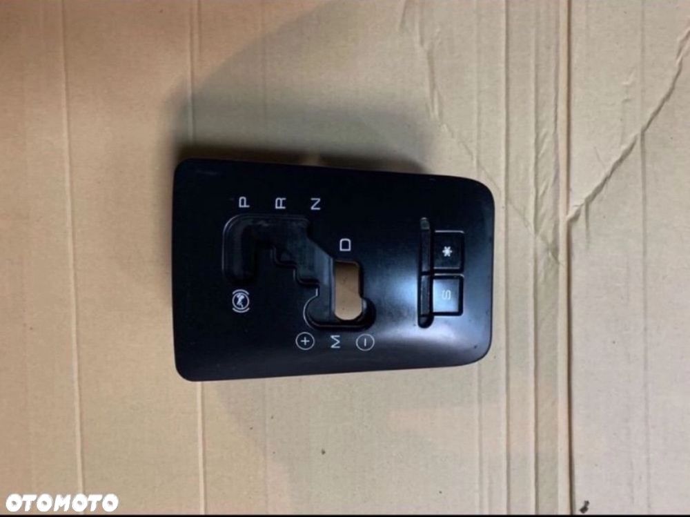 96607052ZD ramka wybieraka zmiany biegów automat Peugeot 407 03-11 - 1