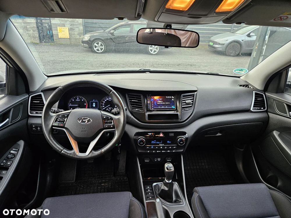Hyundai Tucson blue 1.7 CRDi 2WD Classic - 10