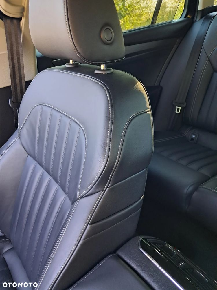 Skoda Superb 2.0 TDI SCR Ambition DSG - 24