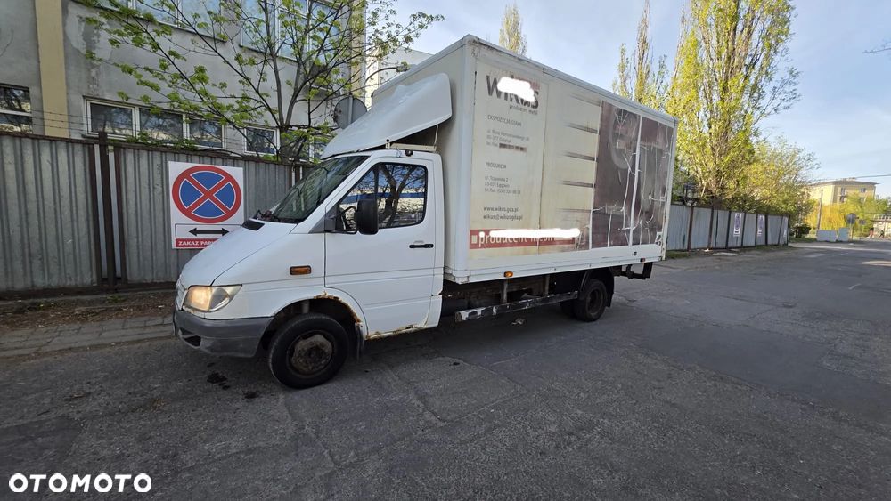 Mercedes-Benz Sprinter - 22