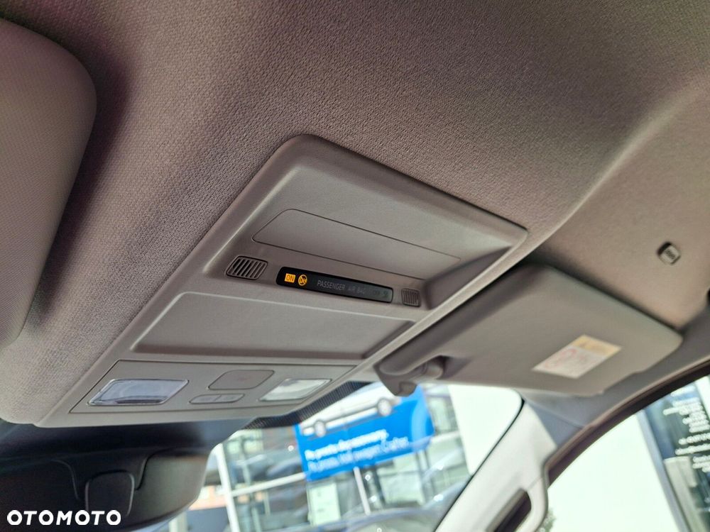 Volkswagen Transporter - 28